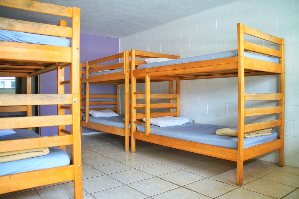 Palm Lakefront Resort And Hostel Celebration Quarto foto